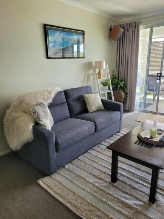 Watersons At Airlie Central Apartments Еърли Бийч Екстериор снимка